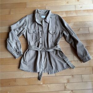 Beige denim jacket hips lenght size XL
